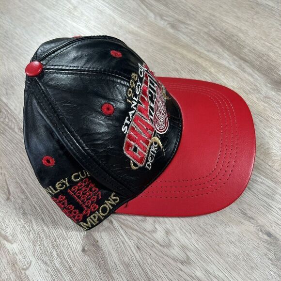 Vintage 1998 Detroit Red Wings Hat Strapback NHL Stanley Cup Black Leather Cap - Picture 7 of 8